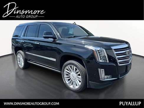 Used 2017 Cadillac Escalade Platinum AWD/4WD image 1