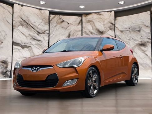 Used 2016 Hyundai Veloster w/ Option Group 03 FWD image 3