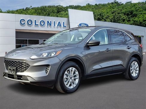 Certified 2022 Ford Escape SE w/ Convenience Package image 3