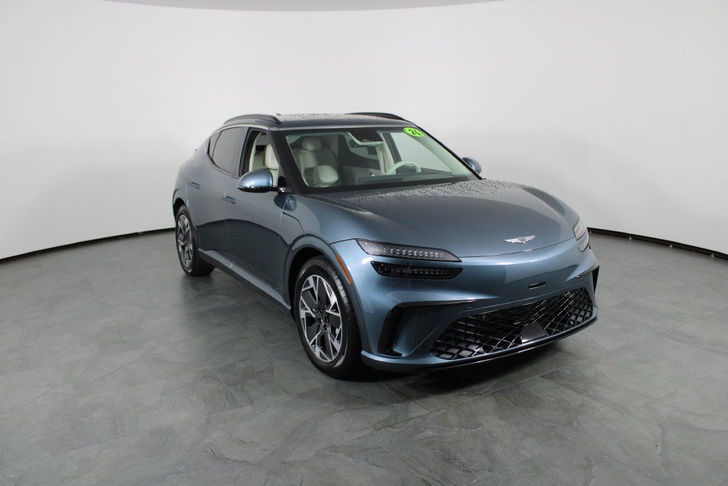 Used 2026 Genesis GV60 RWD image 4