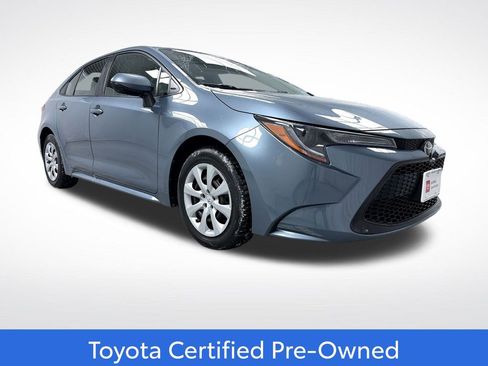 Certified 2020 Toyota Corolla LE image 1