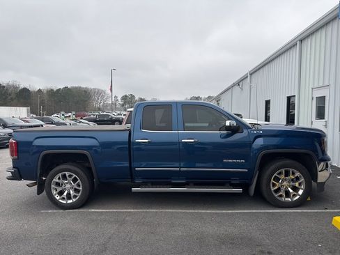 Used 2017 GMC Sierra 1500 SLT w/ SLT Premium Package image 6