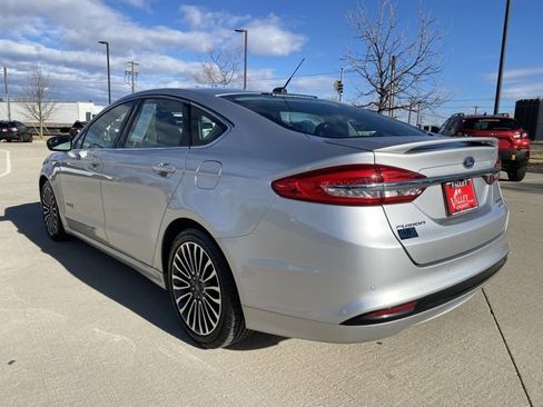 Used 2017 Ford Fusion Titanium image 4