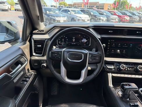 Used 2024 GMC Sierra 1500 Denali w/ Denali Reserve Package AWD/4WD image 44