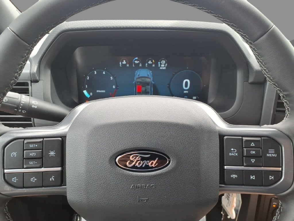 New 2026 Ford F150 XLT w/ XLT Black Appearance Package AWD/4WD image 18