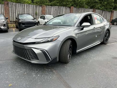 New 2026 Toyota Camry SE FWD image 7