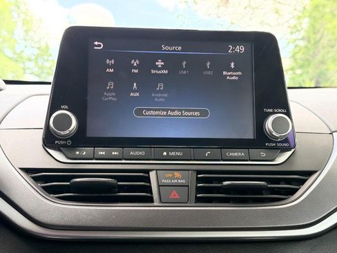 Used 2023 Nissan Altima 2.5 SR FWD image 37