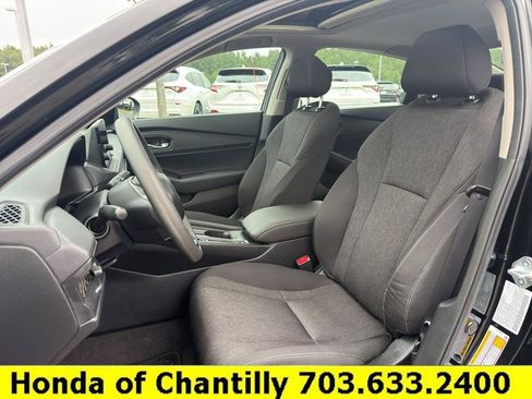 Certified 2025 Honda Accord SE image 23