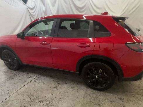 Used 2023 Honda HR-V Sport image 6