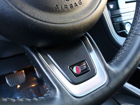 Used 2019 Jaguar F-PACE S image 35