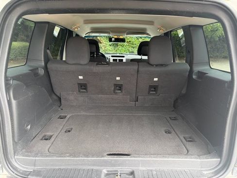 Used 2012 Jeep Liberty Sport RWD image 9