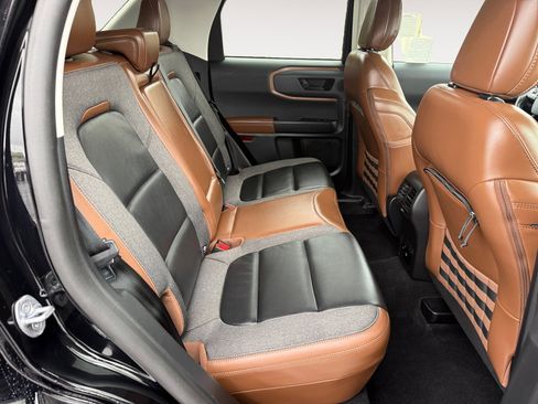 Certified 2023 Ford Bronco Sport Outer Banks w/ Tech Package image 18