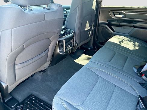 Used 2022 RAM 1500 Big Horn AWD/4WD image 24