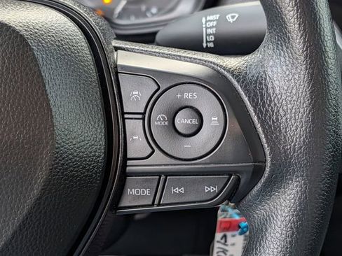 Used 2024 Toyota Corolla LE image 20