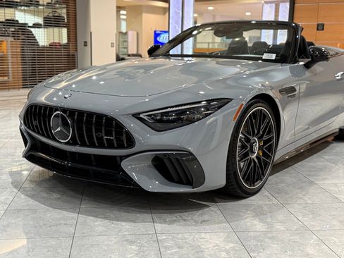 New 2026 Mercedes-Benz SL 63 AMG 4MATIC image 3