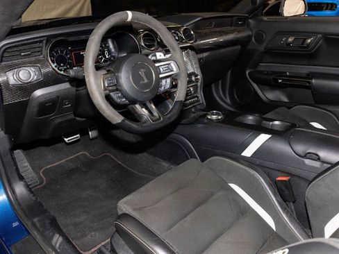 Used 2022 Ford Mustang Shelby GT500 w/ Carbon Fiber Track Pack image 29