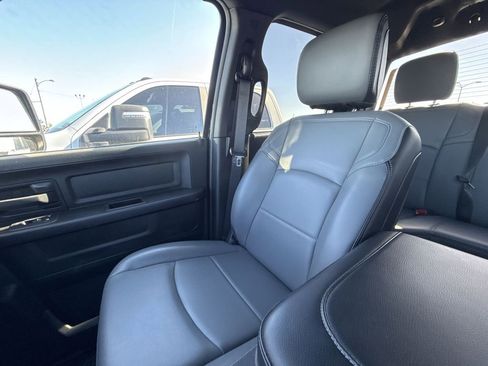 Used 2025 RAM 2500 Tradesman w/ Chrome Appearance Group AWD/4WD image 30