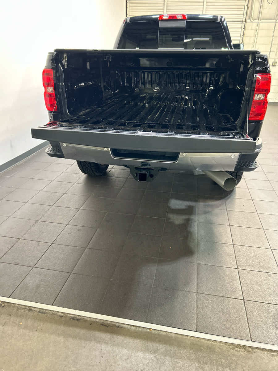 Used 2018 Chevrolet Silverado 2500 LTZ w/ Duramax Plus Package AWD/4WD image 27