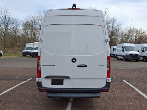 New 2025 Mercedes-Benz Sprinter 3500 image 5