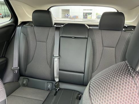 Used 2023 Buick Envision Preferred w/ Sport Touring Package AWD/4WD image 13