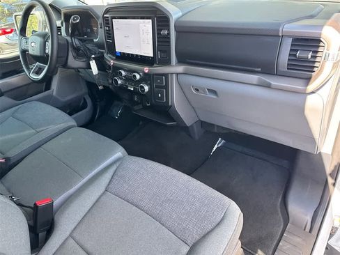 Used 2025 Ford F150 XLT w/ Equipment Group 301A Standard image 13