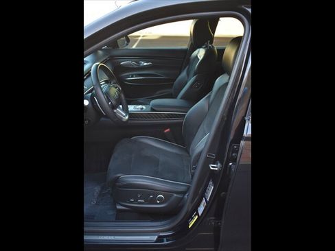 Used 2022 Genesis GV70 3.5T Sport w/ Sport Prestige Package image 17