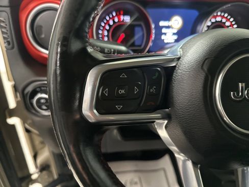 Used 2020 Jeep Gladiator Rubicon image 16