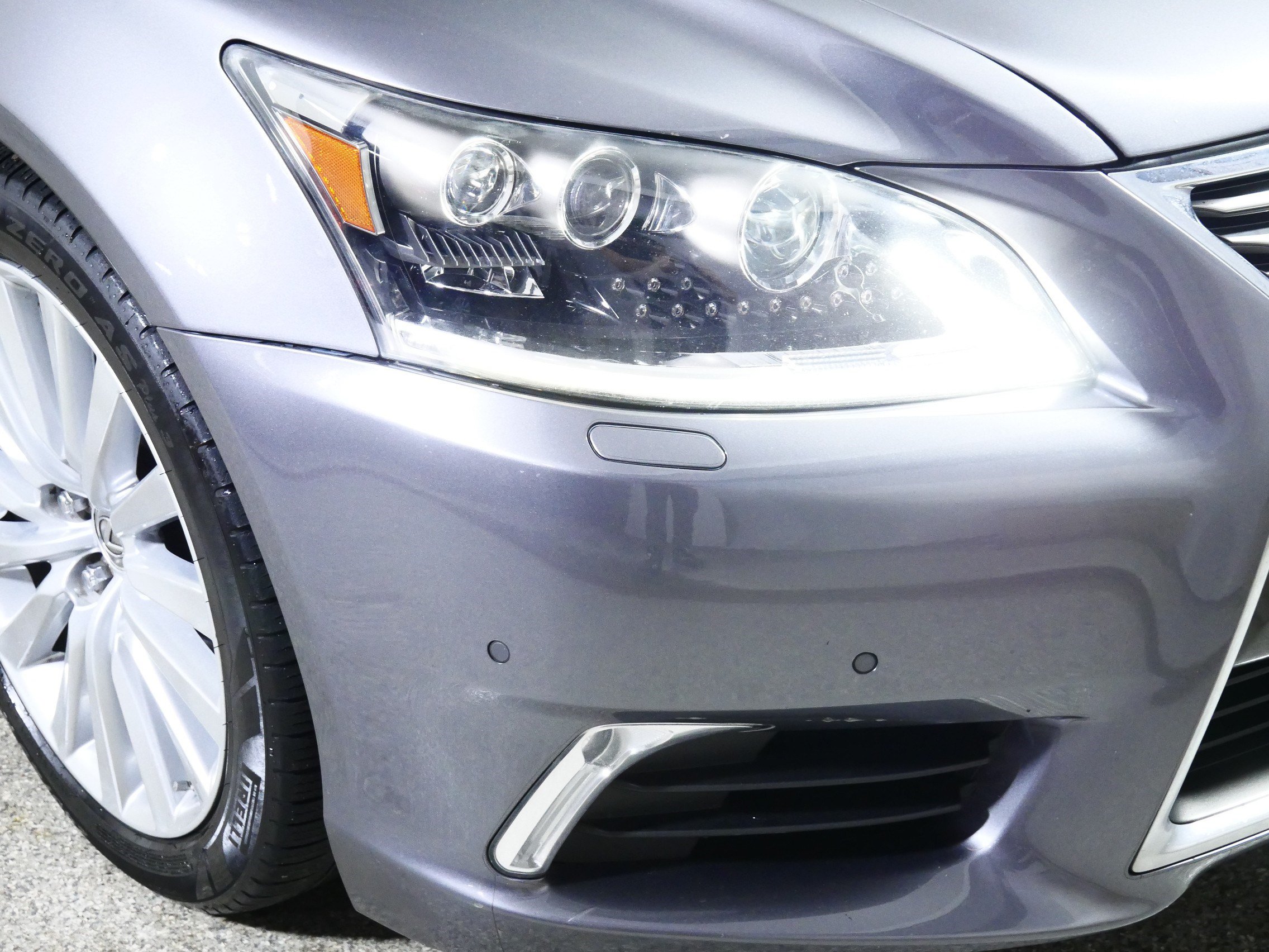 Used 2013 Lexus LS 460 L AWD/4WD image 16