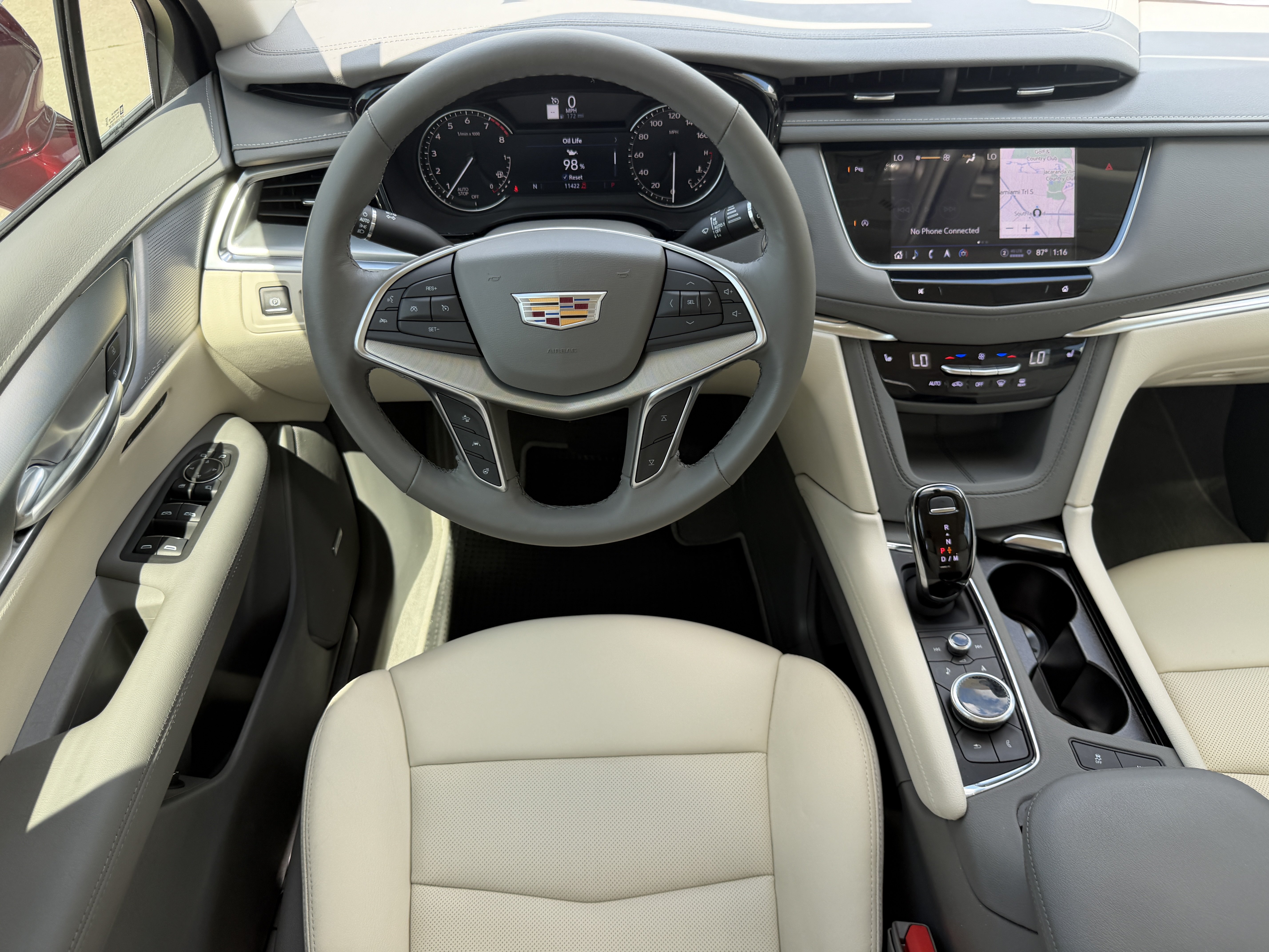 Certified 2024 Cadillac XT5 Premium Luxury FWD image 11