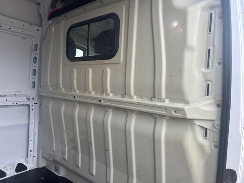 Used 2020 RAM ProMaster 2500 w/ Interior Convenience Group FWD image 18