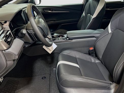 New 2026 Toyota Camry Hybrid image 20