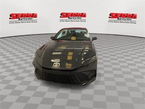 Certified 2025 Toyota Camry SE image 6