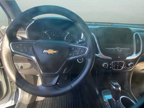 Used 2019 Chevrolet Equinox LT FWD image 30