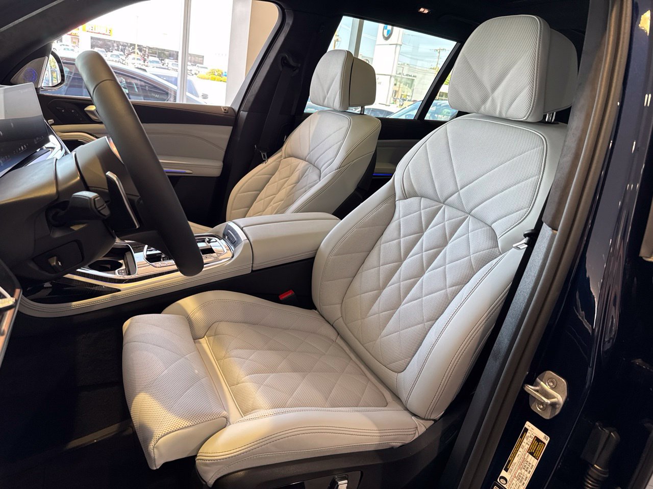 New 2027 BMW X7 xDrive40i w/ Executive Package AWD/4WD image 16