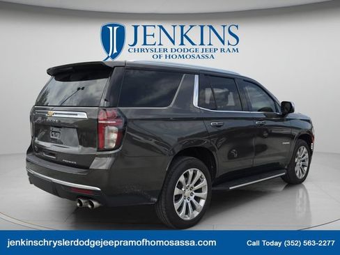 Used 2021 Chevrolet Tahoe Premier w/ Premium Package AWD/4WD image 4