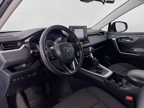 Used 2020 Toyota RAV4 XLE w/ Convenience Package AWD/4WD image 9