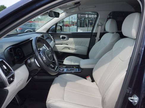 Used 2023 Kia Sorento SX Prestige AWD/4WD image 23