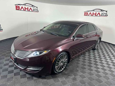 Used 2013 Lincoln MKZ image 2