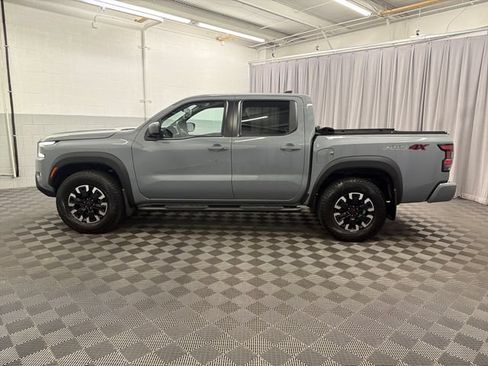 Used 2024 Nissan Frontier PRO-4X w/ Technology Package AWD/4WD image 9