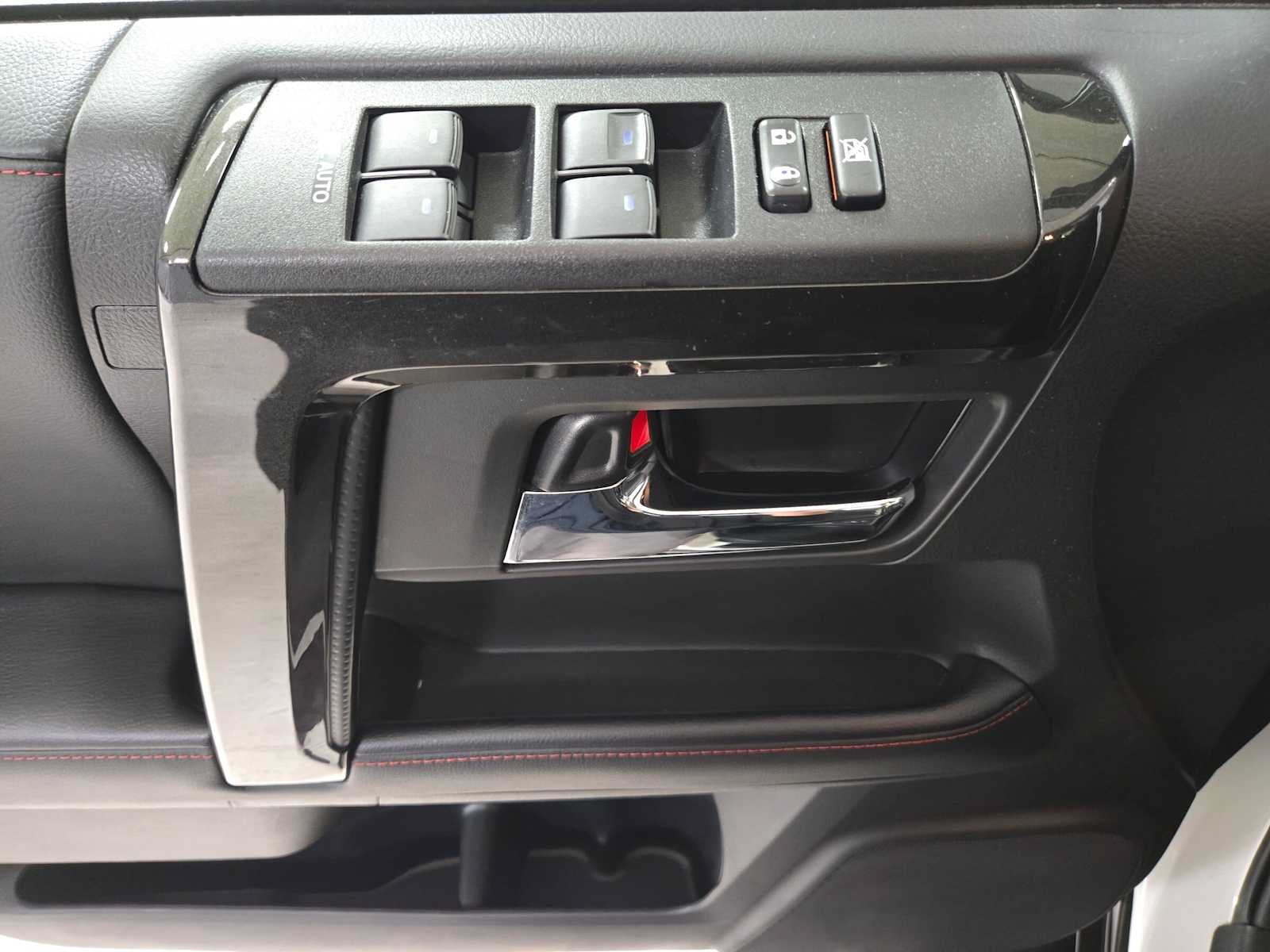Used 2021 Toyota 4Runner TRD Off-Road Premium w/ Moonroof Package AWD/4WD image 23