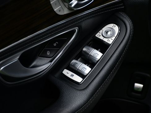 Used 2015 Mercedes-Benz C 300 Sedan w/ Premium 1 Package image 16