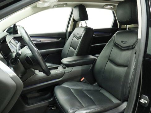 Used 2019 Cadillac XT5 Premium Luxury AWD/4WD image 8