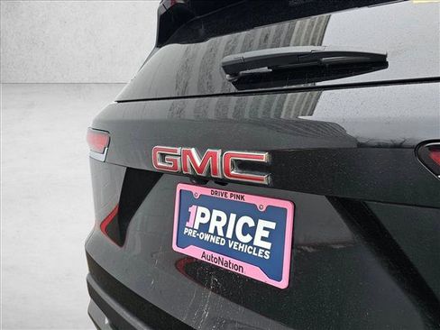 Used 2025 GMC Terrain Elevation w/ Technology Package II image 12