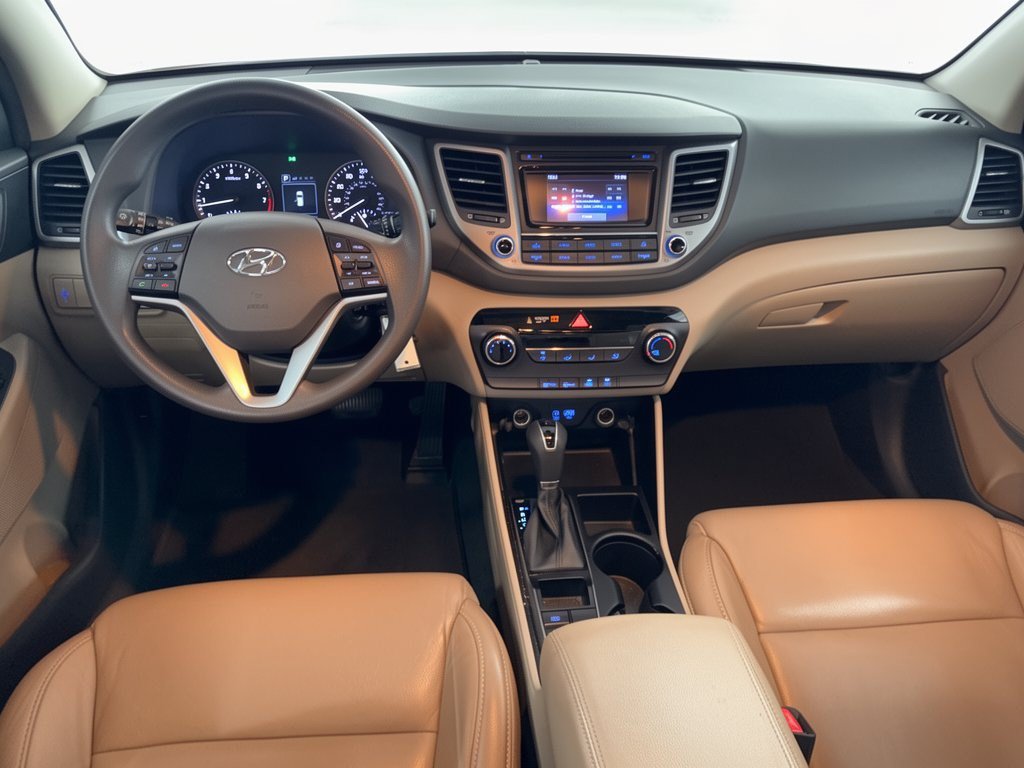 Used 2016 Hyundai Tucson SE w/ Option Group 02 FWD image 17