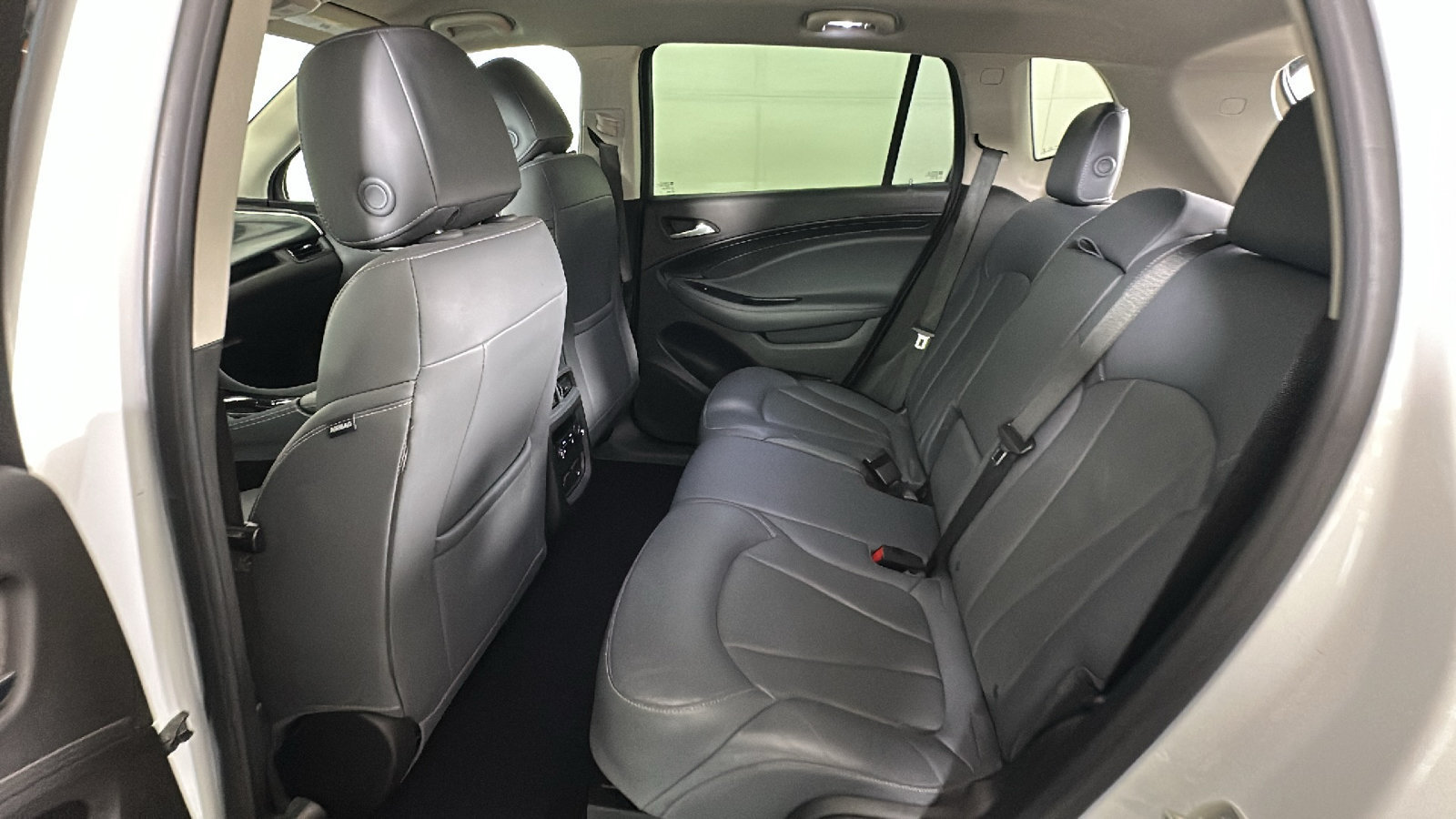 Used 2020 Buick Envision Premium AWD/4WD image 31
