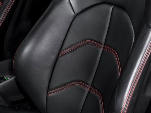 Used 2018 Ferrari 488 GTB image 21