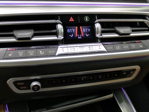 Used 2019 BMW X5 xDrive40i w/ Convenience Package image 69