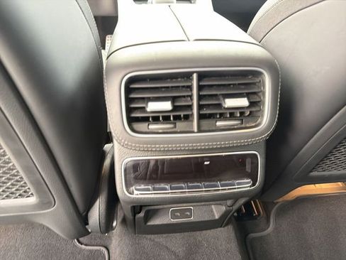 Used 2024 Mercedes-Benz GLS 63 AMG 4MATIC image 23