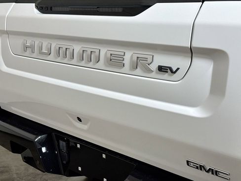 New 2026 GMC Hummer EV 4x4 Crew Cab image 18