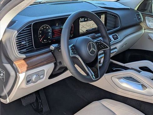 New 2026 Mercedes-Benz GLE 350 4MATIC image 3